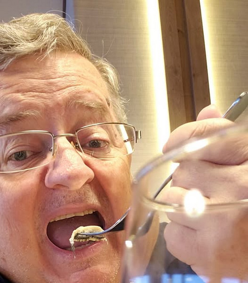 EA6 - Photos - Local Restaurants