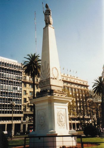 Statue in Buenos Aires