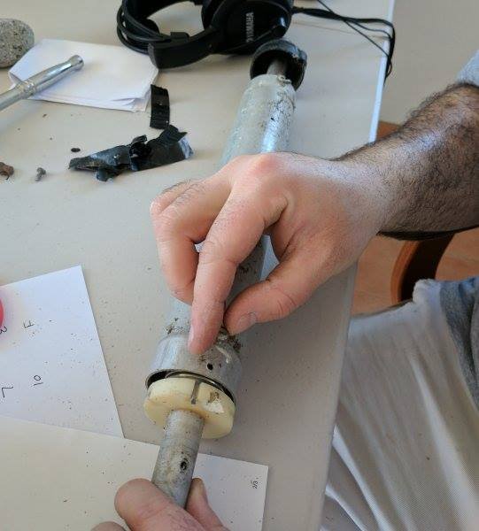 I can't pass a continuity check through this trap so let's take it apart. Oh, the end of the coil had snapped off.